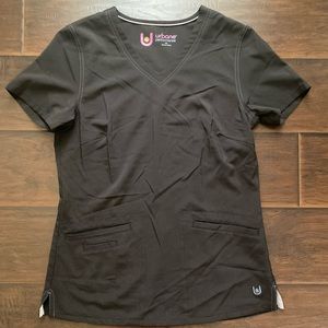 Urbane Performance Scrub Top
